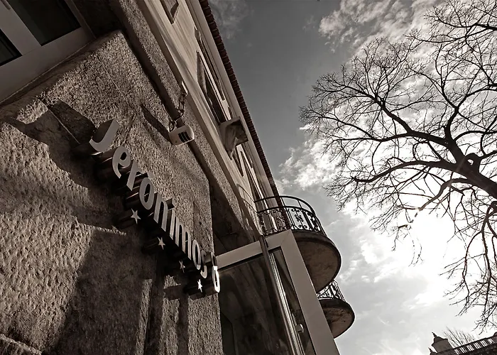 Отель Jeronimos 8 Лиссабон