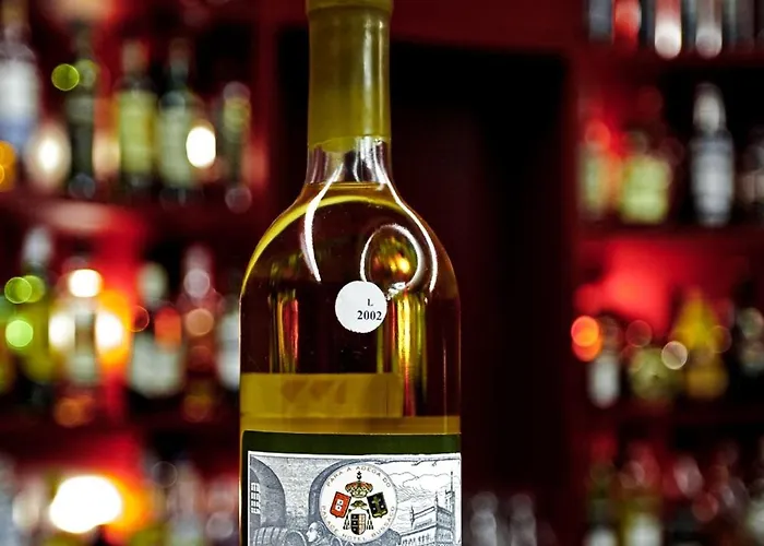 Jeronimos 8 Отель 4*