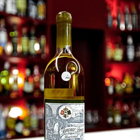 Jeronimos 8 Отель 4*