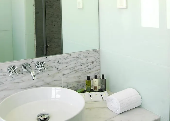 Jeronimos 8 4* Lisbon