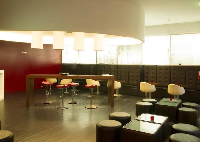 Jeronimos 8 Hotel 4*