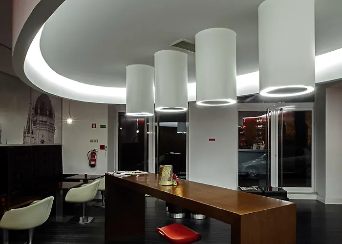 Hotel Jeronimos 8 4*