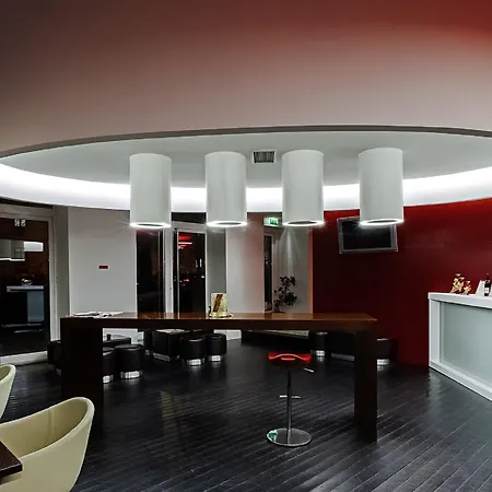 Jeronimos 8 4* Lisbona