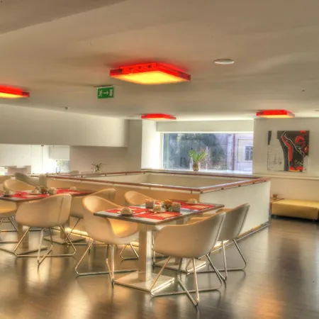 Hotel Jeronimos 8 Lisbona